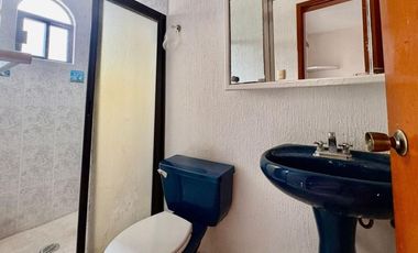 Casa en VENTA en COSTA DE ORO / AMPLIO JARDIN