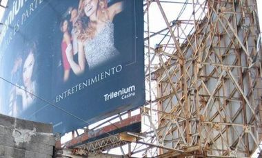 Depósito en venta - 1 Baño - Morón