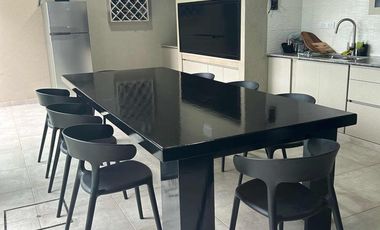 Casa en venta - 4 Dormitorios 2 Baños - Santa Clara del Mar