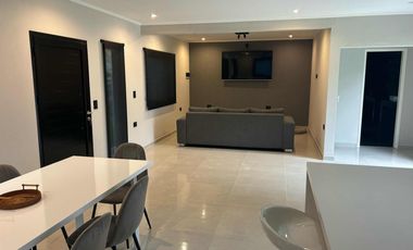 Casa en venta - 4 Dormitorios 2 Baños - Santa Clara del Mar