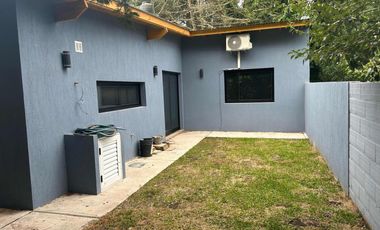 Casa en venta - 4 Dormitorios 2 Baños - Santa Clara del Mar