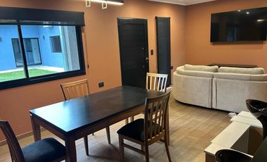 Casa en venta - 4 Dormitorios 2 Baños - Santa Clara del Mar