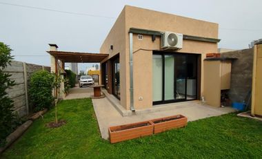 Casa en venta - 1 Dormitorio 2 Baños - Mar del Plata