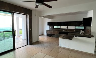 CASA CON ALBERCA EN RENTA EN EL MIRADOR