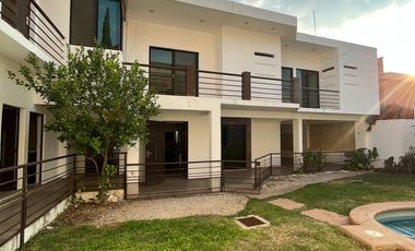 CASA CON ALBERCA EN RENTA EN EL MIRADOR