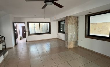 CASA CON ALBERCA EN RENTA EN EL MIRADOR