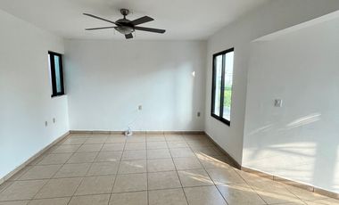 CASA CON ALBERCA EN RENTA EN EL MIRADOR