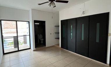 CASA CON ALBERCA EN RENTA EN EL MIRADOR