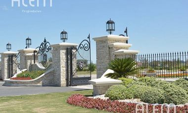 Terreno - Canning (E. Echeverria)