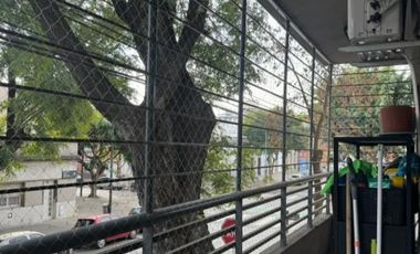 Venta Departamento Dos Ambientes Villa Urquiza Balcón Frente