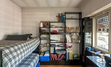 Departamento en venta en Lanús Oeste 4 ambientes con dos cocheras