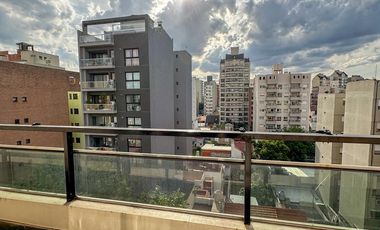 Departamento en venta en Lanús Oeste 4 ambientes con dos cocheras