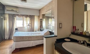 Departamento en venta en Lanús Oeste 4 ambientes con dos cocheras