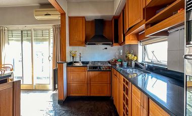 Departamento en venta en Lanús Oeste 4 ambientes con dos cocheras