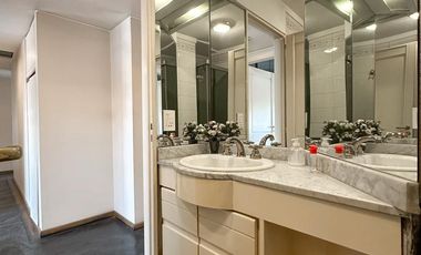 Departamento en venta en Lanús Oeste 4 ambientes con dos cocheras