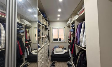 Departamento en venta - 3 Dormitorios 3 Baños - Avellaneda