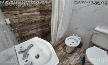 DEPARTAMENTO CON PATIO Y COCHERA EN COSTA AZUL