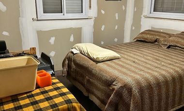 Venta de Casa Quinta 4 Ambientes en Paso Del Rey S/Lote de 24.73x45.50M² Con Quincho yPileta