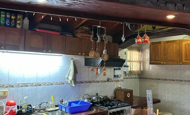 Venta de Casa Quinta 4 Ambientes en Paso Del Rey S/Lote de 24.73x45.50M² Con Quincho yPileta