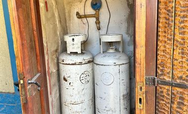 Venta de Casa Quinta 4 Ambientes en Paso Del Rey S/Lote de 24.73x45.50M² Con Quincho yPileta