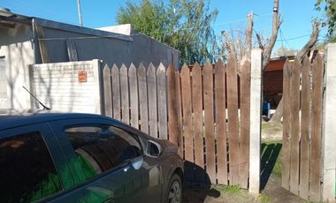 Casa en venta - 3 Dormitorios 1 Baño - San Vicente