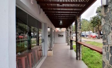 Departamento en venta - 4 Dormitorios 2 Baños - Villa de las Rosas