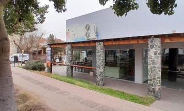 Departamento en venta - 4 Dormitorios 2 Baños - Villa de las Rosas