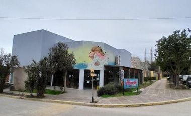 Departamento en venta - 4 Dormitorios 2 Baños - Villa de las Rosas