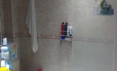 Venta En Block O Por Separado, Casa 5 Ambientes + 2 Locales En Luis Viale Al 700