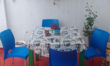 Venta En Block O Por Separado, Casa 5 Ambientes + 2 Locales En Luis Viale Al 700