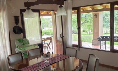 Casa en  venta 3D, En barrio privado Las Tuquitas, Raco