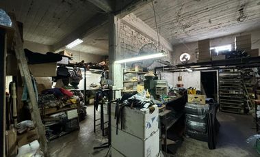 Mendoza y Juan Crisol - Deposito/Galpon en Venta - Excelente ubicacion