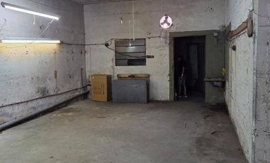 Mendoza y Juan Crisol - Deposito/Galpon en Venta - Excelente ubicacion