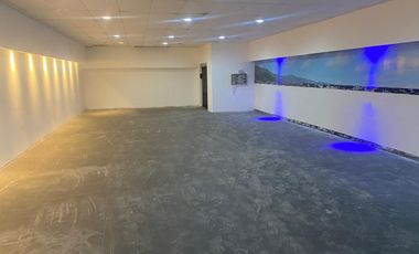 ALQUILER-Cordoba Capital-La Cañada y Montevideo-Local 3 plantas-apto todo destino-Sin expensas-600m2