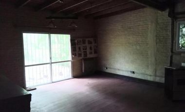 Casa en venta - 3 Dormitorios 4 Baños - Guernica