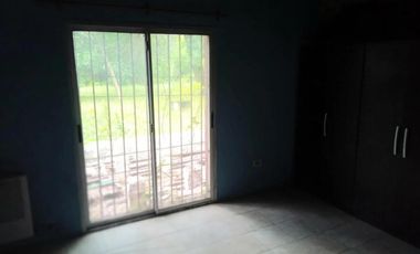 Casa en venta - 3 Dormitorios 4 Baños - Guernica