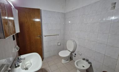 Casa en venta - 2 Dormitorios 1 Baño - Mendoza