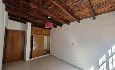 Casa en venta - 2 Dormitorios 1 Baño - Mendoza