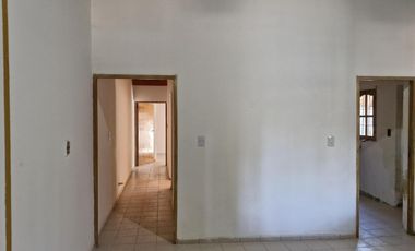 Casa en venta - 2 Dormitorios 1 Baño - Mendoza