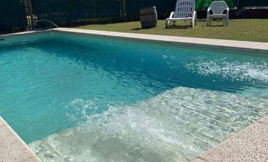 Casa 1 dorm con pileta