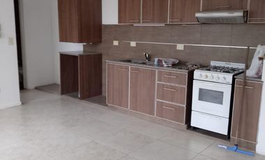 Alquiler de Departamento 2 Ambientes en Ramos Mejia  Al frente Con Cochera cubierta