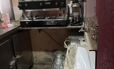 Local en venta - 2 Ambientes 3 Baños - Wilde