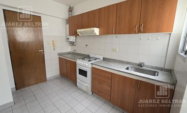 Alquiler 2 dormitorios Hipolito Irigoyen, Piso 11