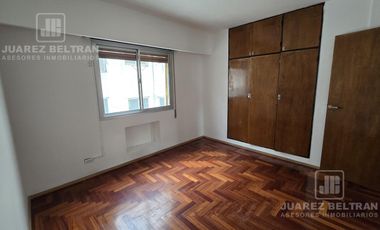 Alquiler 2 dormitorios Hipolito Irigoyen, Piso 11