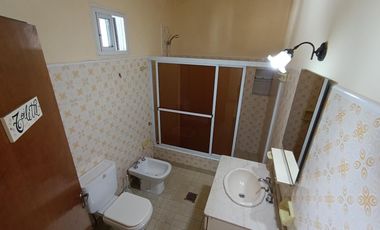 Alquiler Casa 4 Ambientes, Patio, Parrilla, Galeria, Cochera, San Fernando