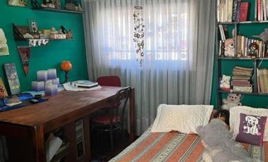 Casa en venta - 3 Dormitorios 2 Baños - Local - Lanús