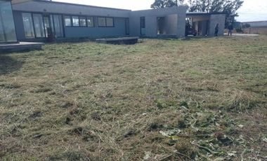 Casa en venta - 4 Dormitorios 4 Baños - Villa Ramallo