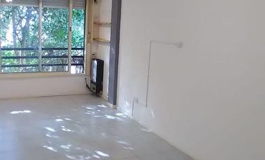 DPTO 1 AMB EXCELENTE UBICACION