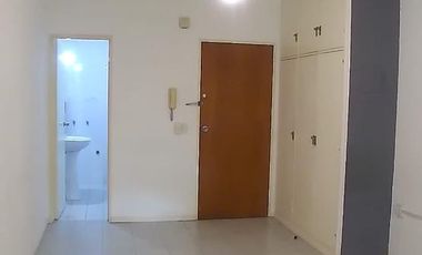 DPTO 1 AMB EXCELENTE UBICACION