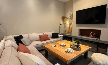 Casa en alquiler temporario - 3 Dormitorios 2 Baños - Mar del Plata